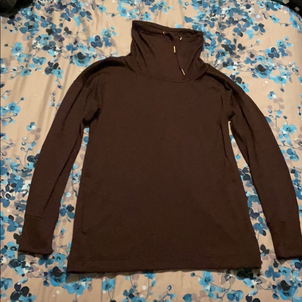 Active sweater